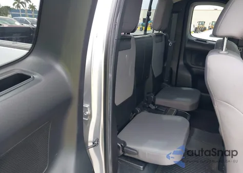 2023 Toyota Tacoma Sr V6 from USA, damaged, VIN 3TYRZ5CN9PT026853